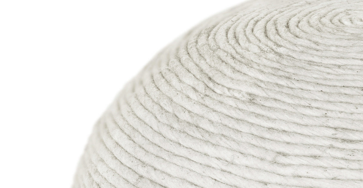 Lia 20" Pouf
