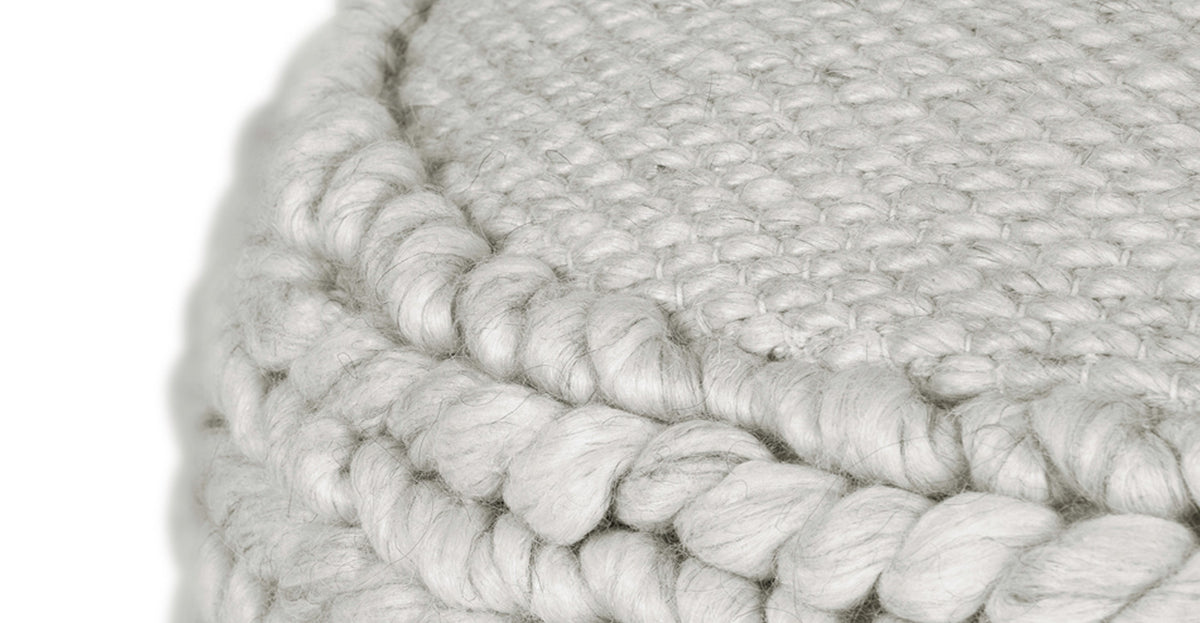 Leon 20" Pouf