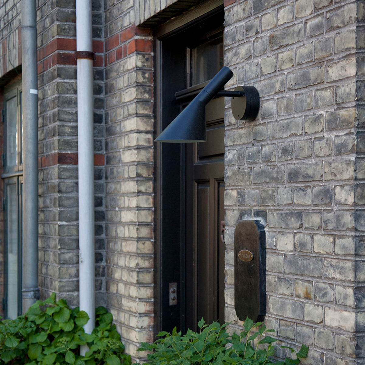 AJ 50 Outdoor Wall Light