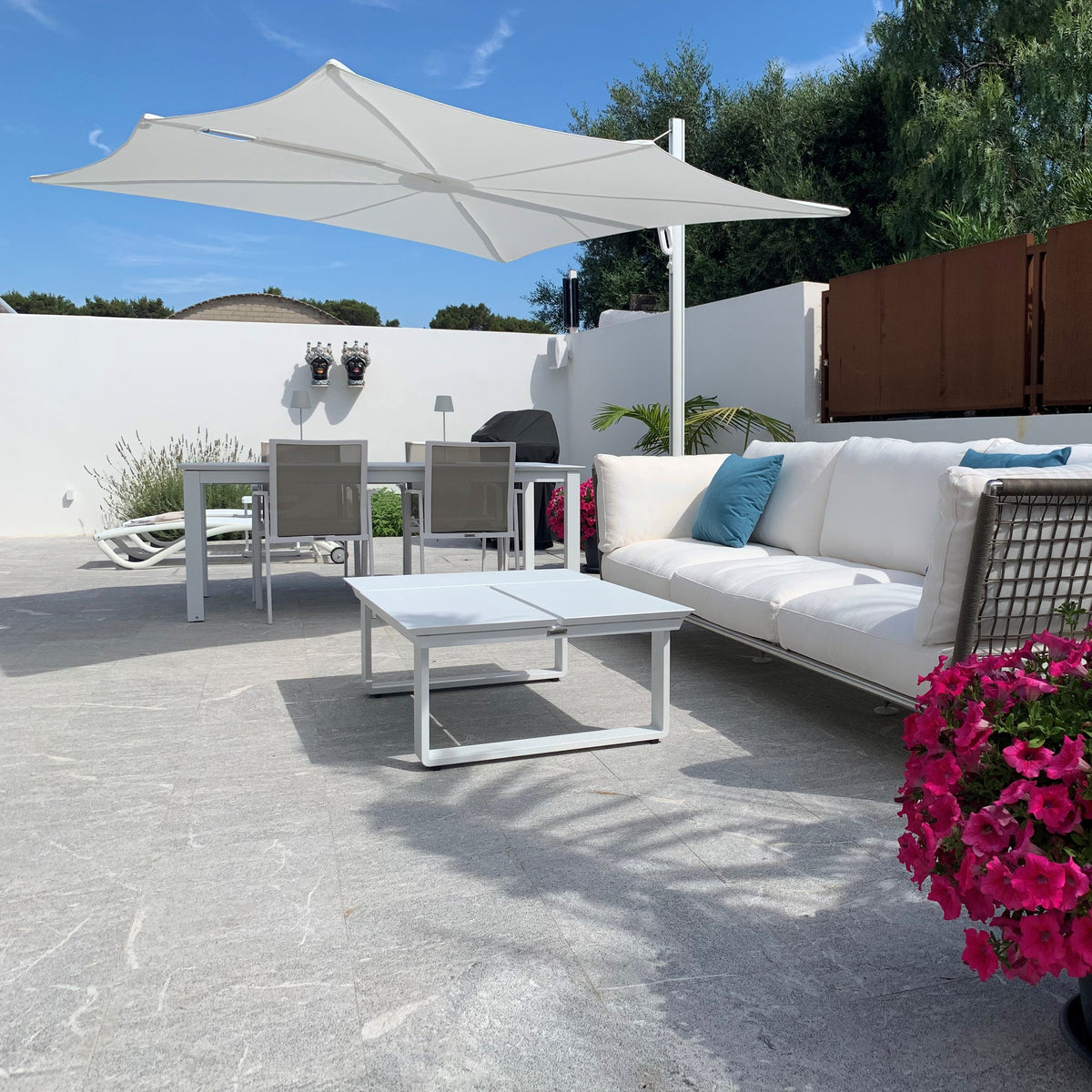 Spectra Single 8’ 2’’ Umbrella